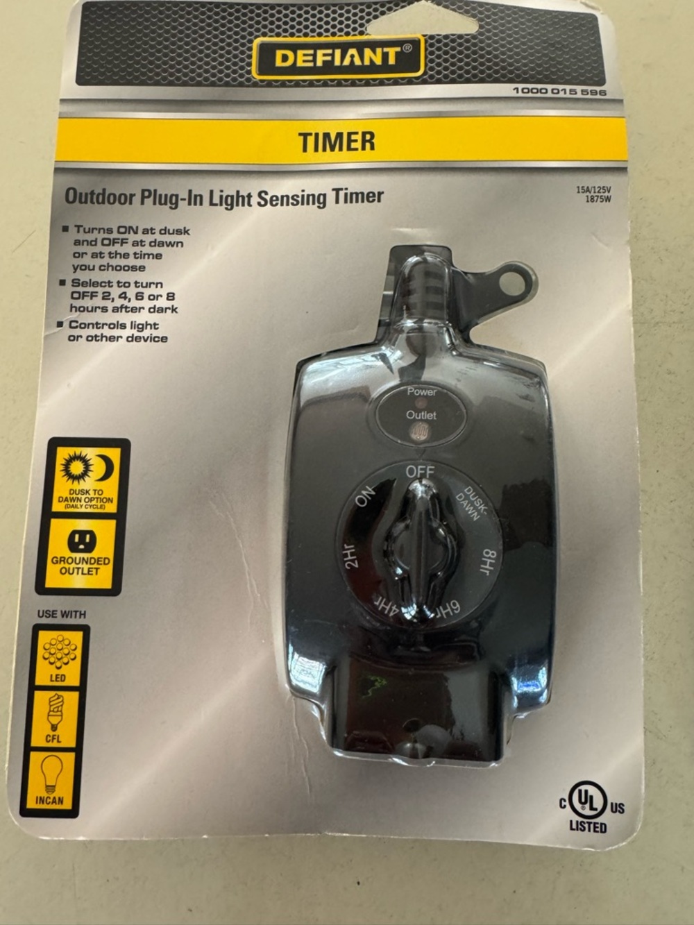 2 DEFIANT Outdoor and  Indoor 24 hourLight Sensing Plug-In Timer - Black